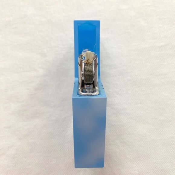 Tsubota Pearl Hard Edge Lighter in Cloud - Picture 7 of 13